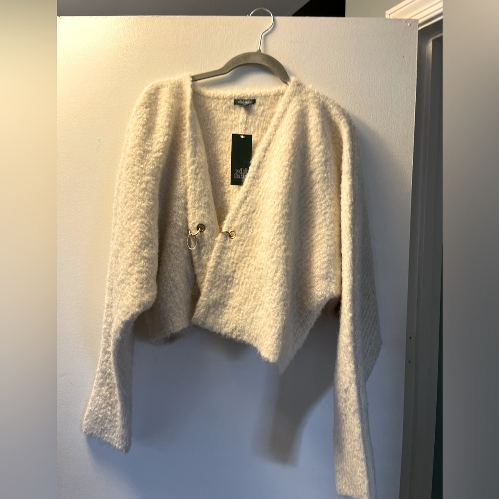 NEW! Soft cropped ivory cardigan sweater